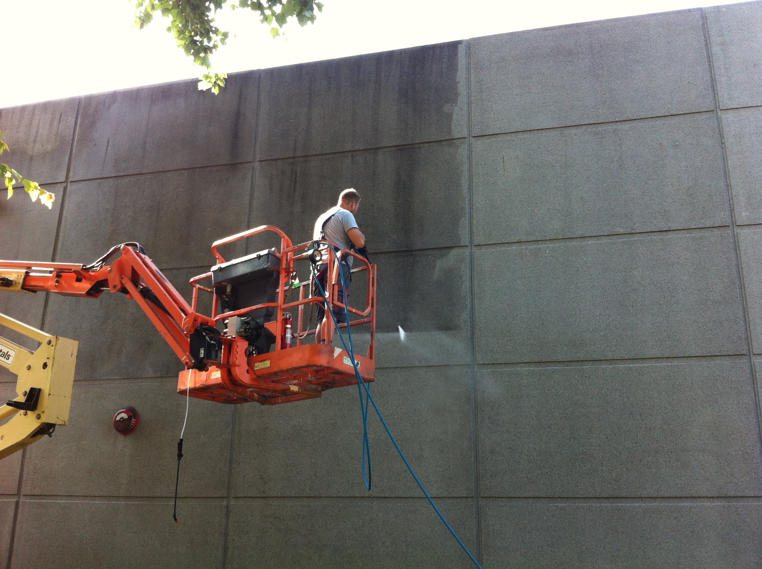 Concrete Pressure Washing Chicago