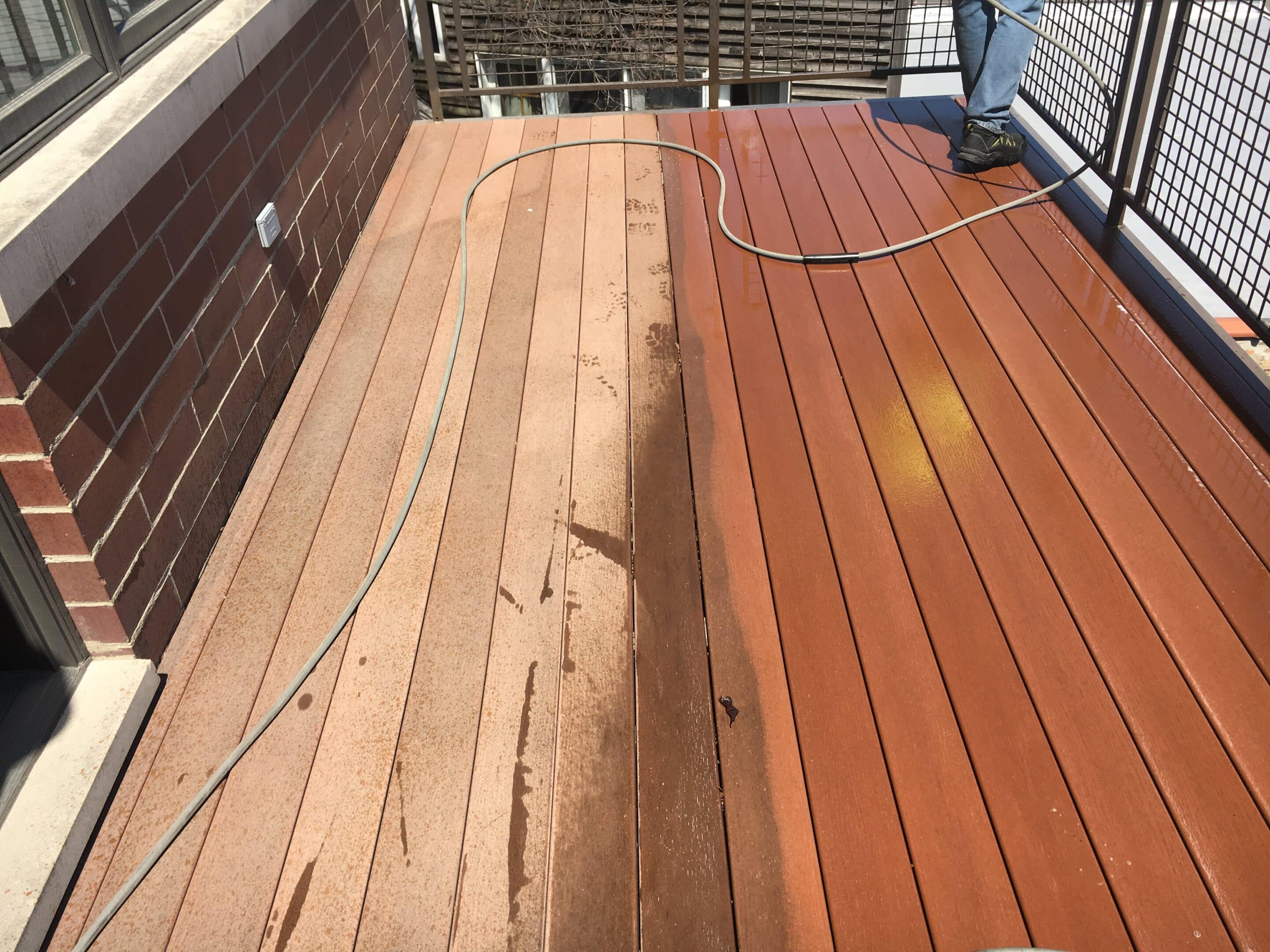 Composite Deck Clesning Chicago